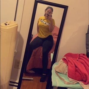 Meet your Posher, Crystalee